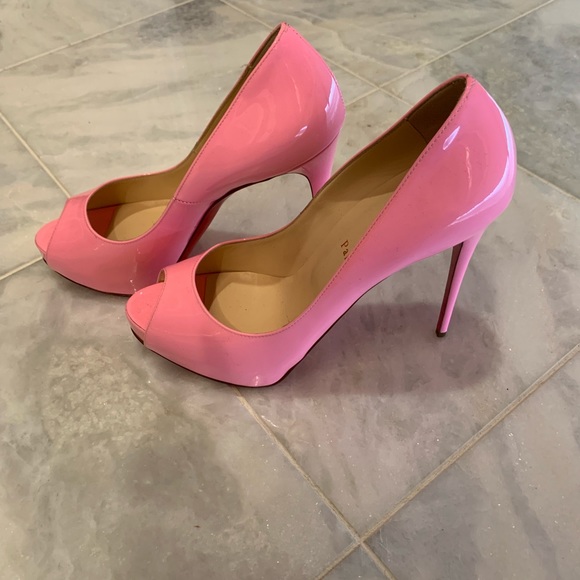 Christian Louboutin New Very Prive - Picture 2 of 5